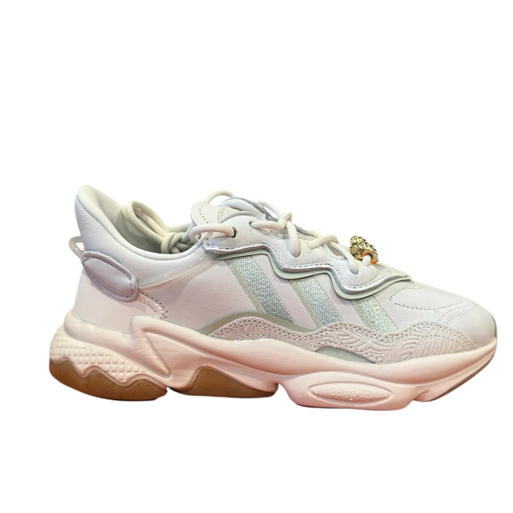 adidas Women's Ozweego sneakers - white linen/green gum